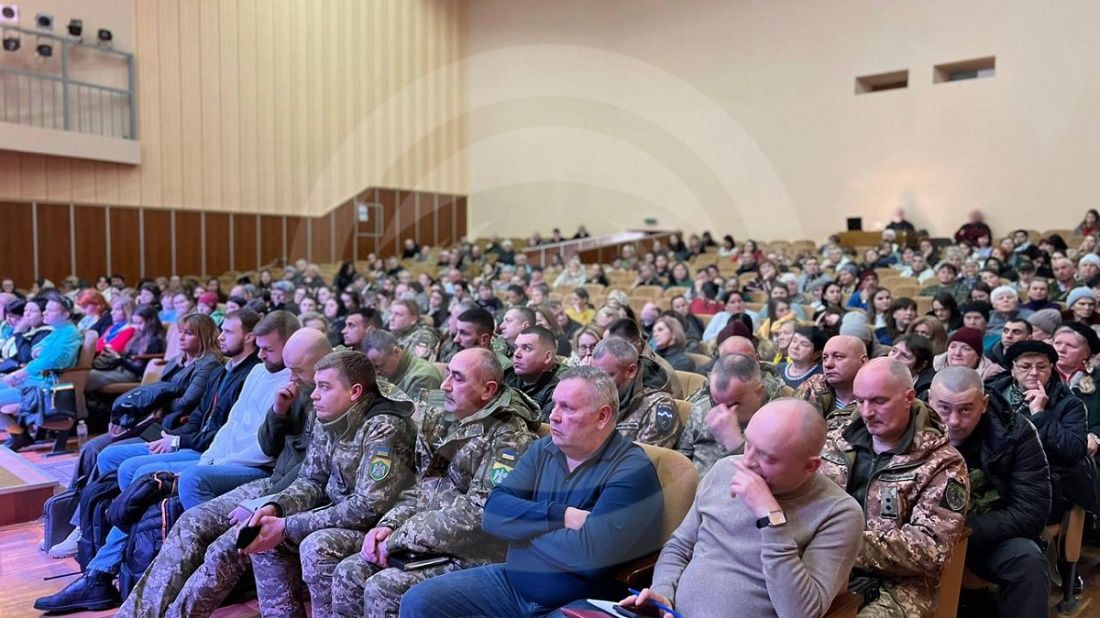 Сім'ї військовополонених очікують на повернення рідних Сім'ї військовополонених очікують на повернення рідних
