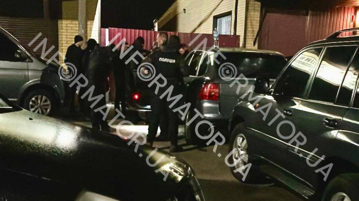 Хотіли "прибрати" суддю: в Умані поліція затримала кримінального авторитета та кілера - фото 3