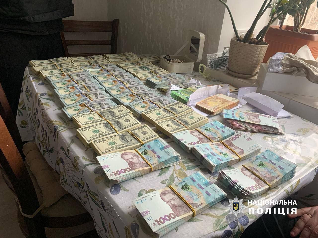 На Запоріжжі керівник МСЕК займався незаконними схемами заробітку На Запоріжжі керівник МСЕК займався незаконними схемами заробітку