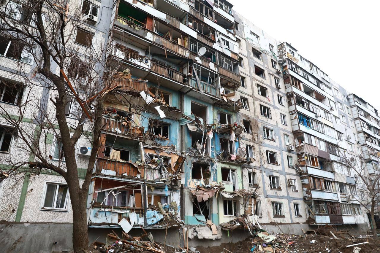 Есть погибшие, повреждены 400 домов: россия за сутки 299 раз гатила по Запорожью 1