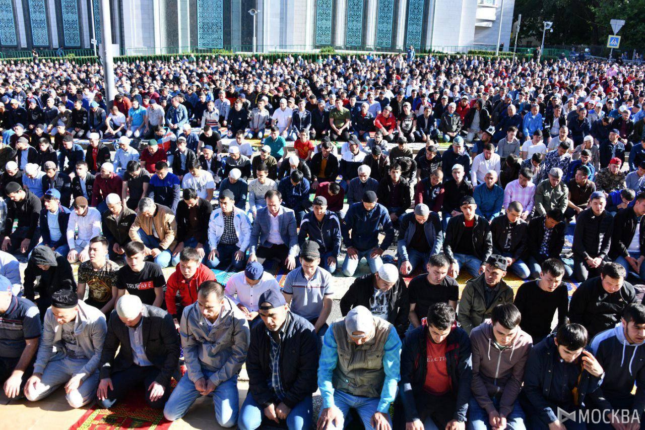 Ураза-байрам в Москве, 2019 год Ураза-байрам в Москве, 2019 год