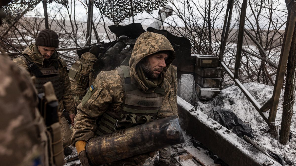 Важкі бої на Куп'янському напрямку тривають уже кілька місяців. Важкі бої на Куп'янському напрямку тривають уже кілька місяців.