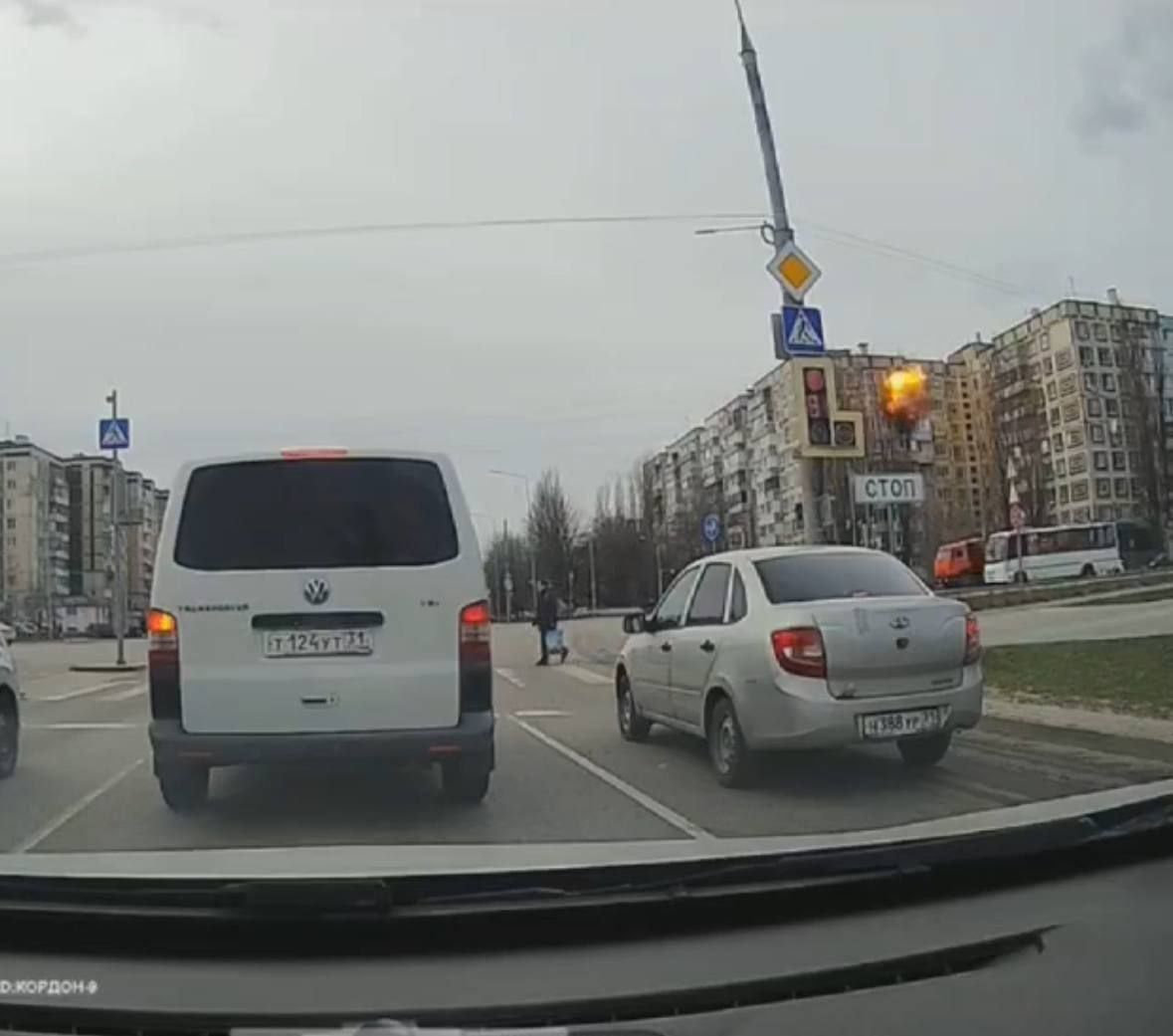 У Бєлгороді безпілотник на швидкості врізався у будинок: є загиблий та постраждалі 4