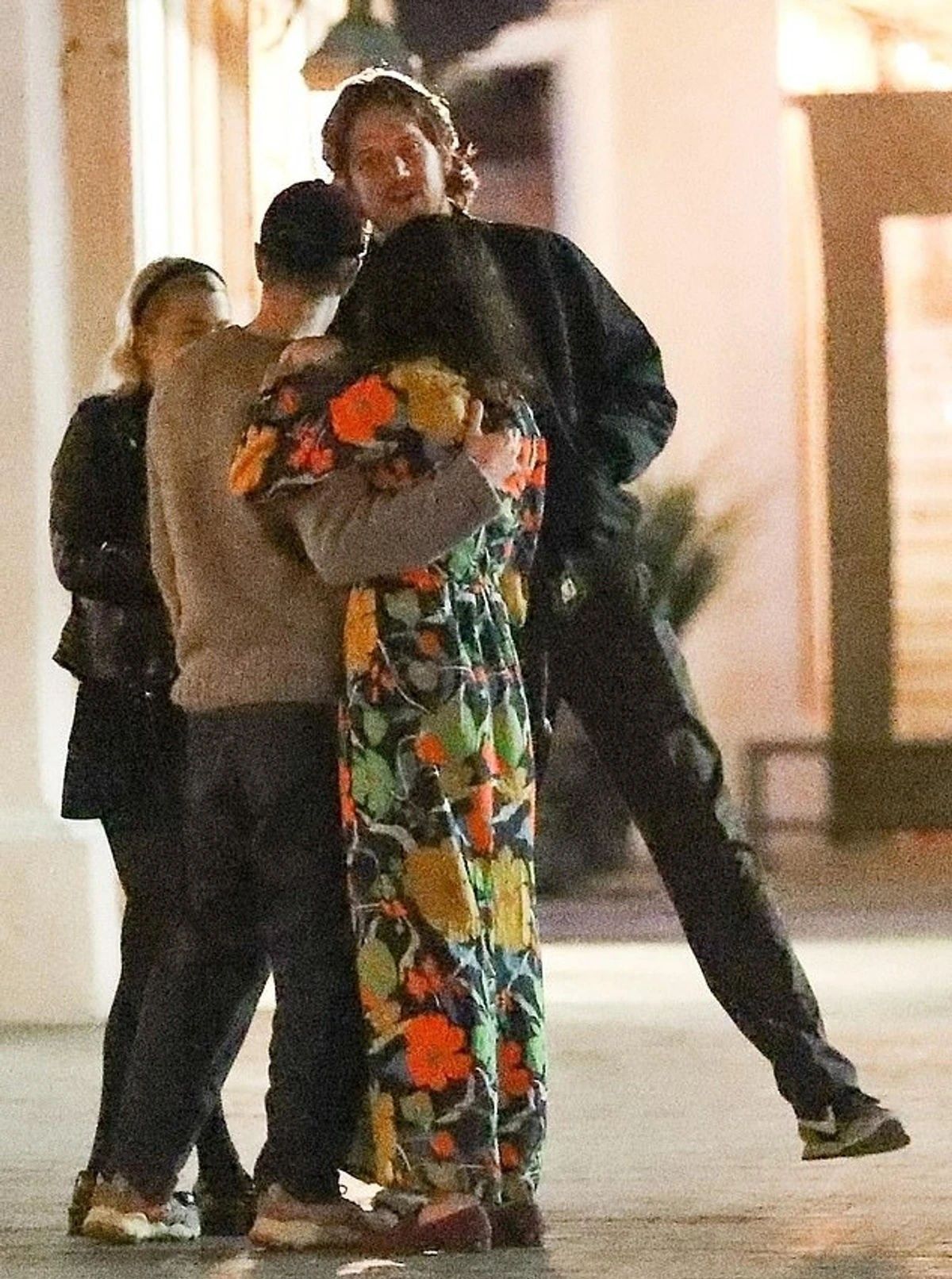 На побачення з професійною відьмою краще приходити зі свідками