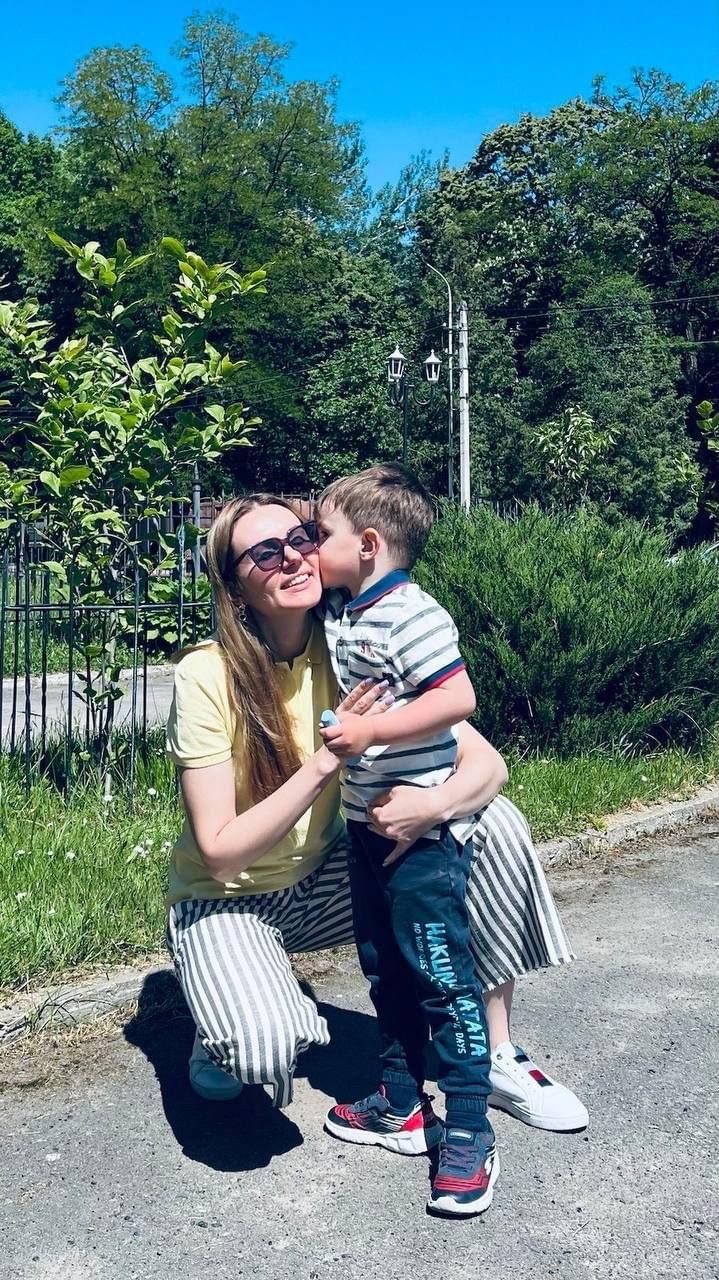 Анна Скороход с сыном Анна Скороход с сыном