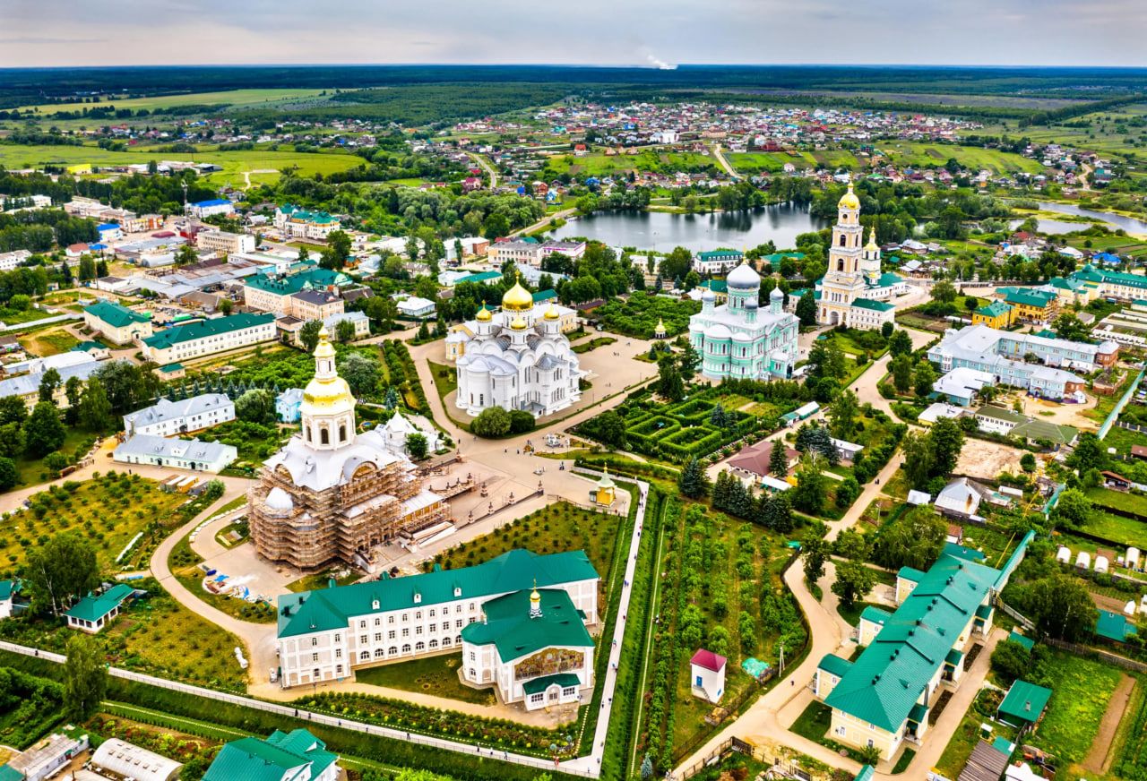 Територія Дівєєського монастиря Територія Дівєєського монастиря