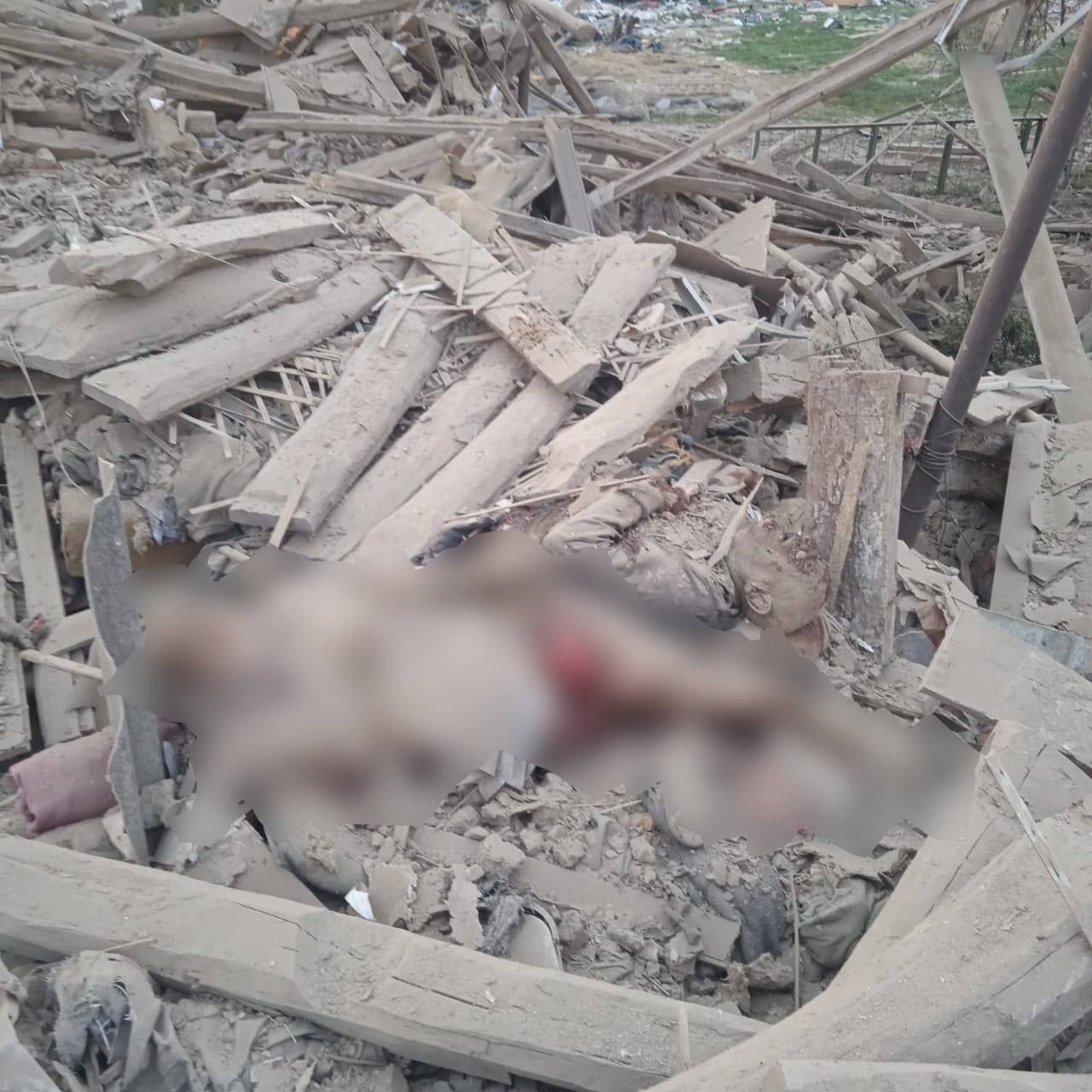 Российские оккупанты КАБами ударили по Харьковщине: разрушен дом, есть погибшие 2