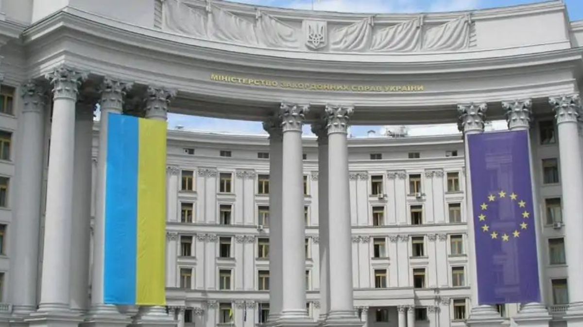 Україна рішуче засудила іранські атаки проти Ізраїлю