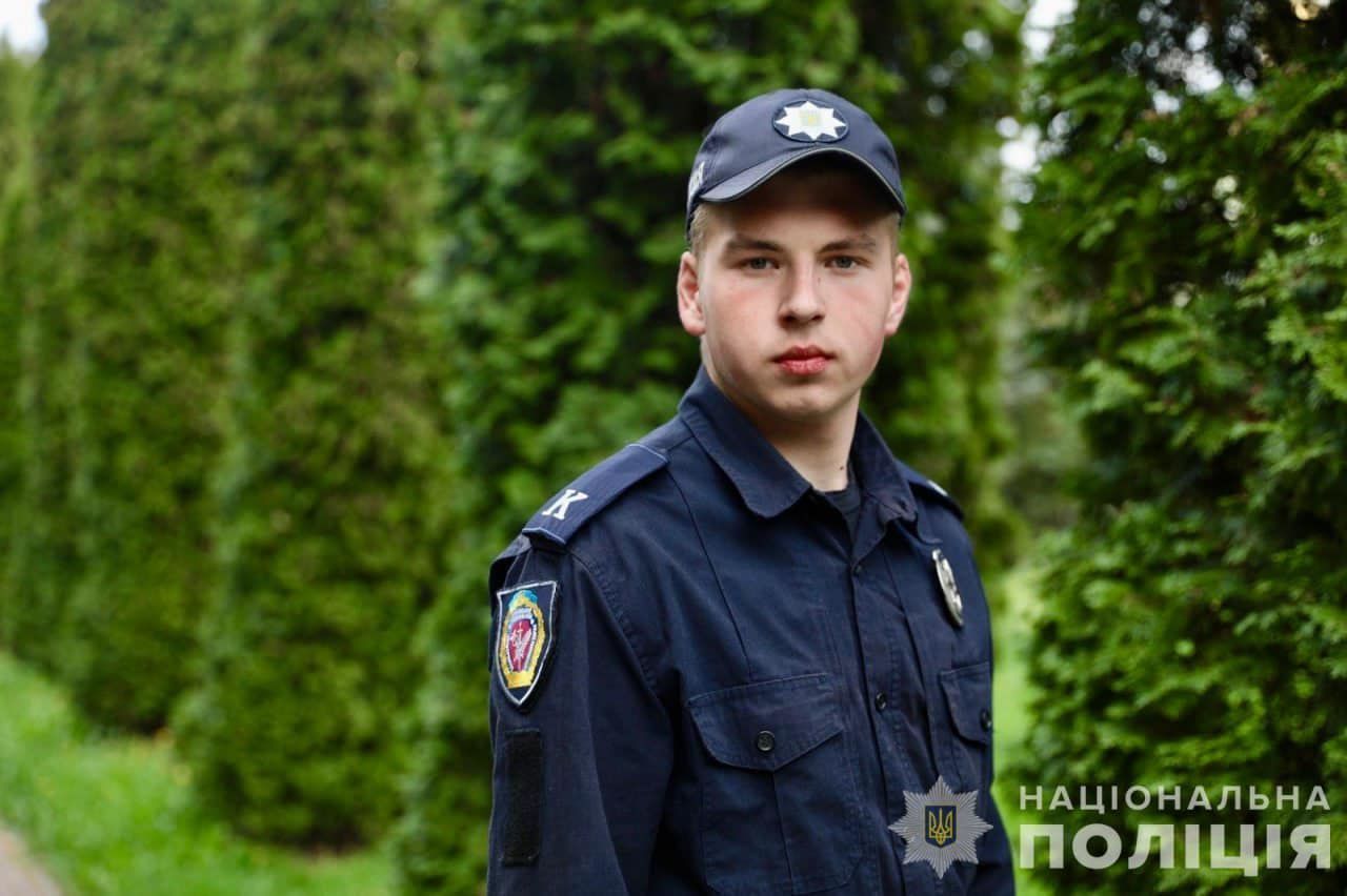 17-летний курсант Артём Макаров / Фото: Национальная полиция Винницкой области 17-летний курсант Артём Макаров / Фото: Национальная полиция Винницкой области