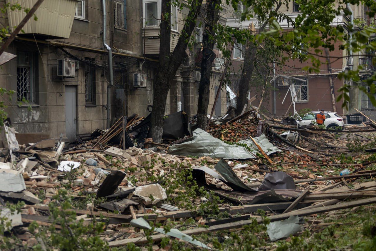 Последствия удара РФ по Днепру 19 марта. Фото: Сергей Лысак, Днепропетровская ОВА