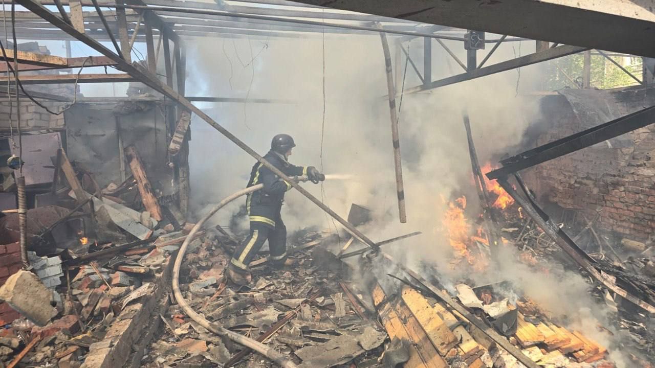 Росія вдарила по двох районах Харкова авіабомбами: поранені дев'ять людей, є загиблий 4
