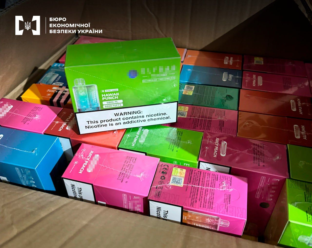 Упаковки з незаконними тютюновими виробами Упаковки з незаконними тютюновими виробами