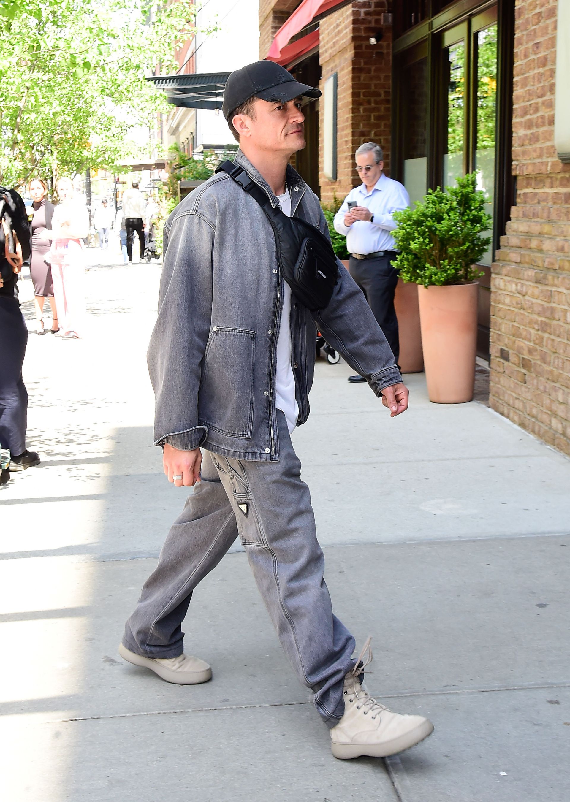 Блум вкрай незадоволений Блум вкрай незадоволений