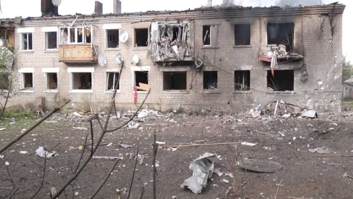 Наслідки ударів РФ по Вовчанську Наслідки ударів РФ по Вовчанську