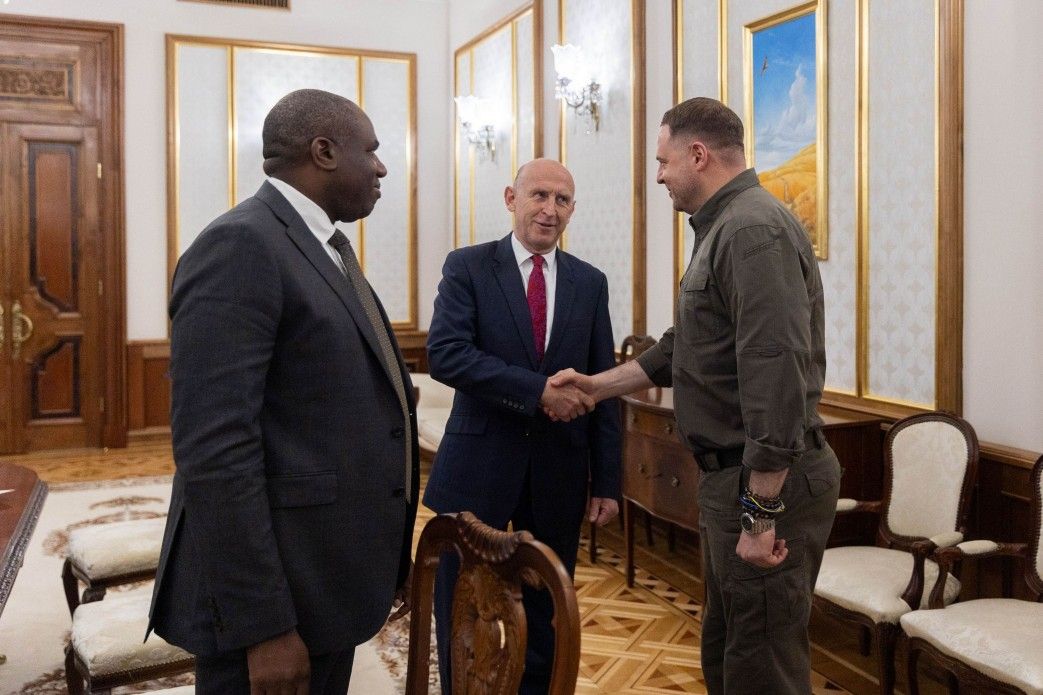 Ермак встретился с британскими депутатами-лейбористами 2