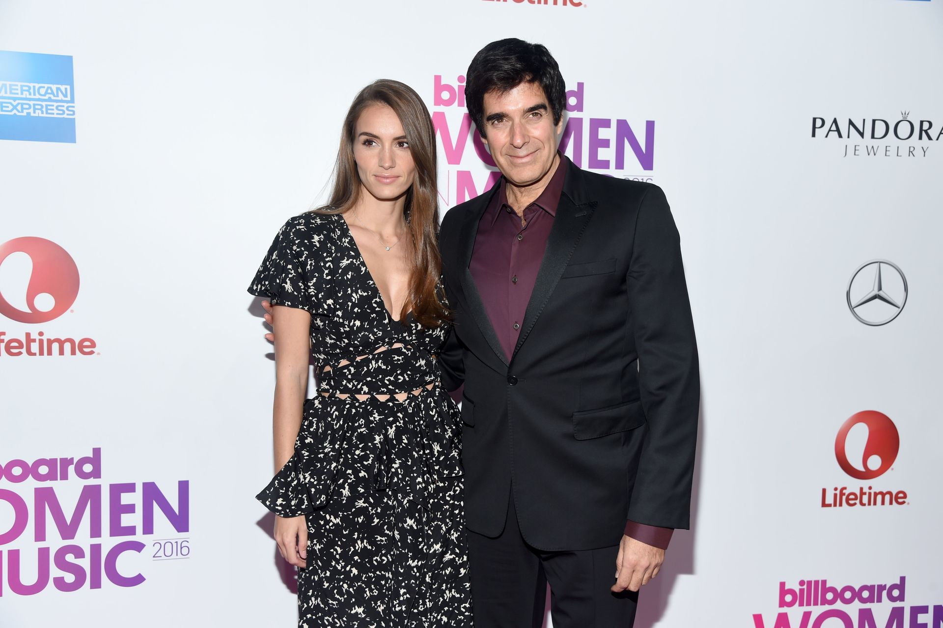 Копперфилд со своей давней подругой Хлое Госселин. Фотографии Getty Images Копперфилд со своей давней подругой Хлое Госселин. Фотографии Getty Images