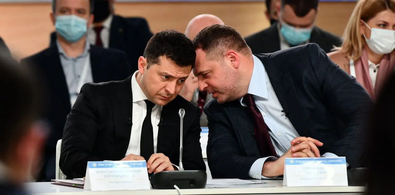 Зеленский и Ермак. Фото: Украина 30 Зеленский и Ермак. Фото: Украина 30