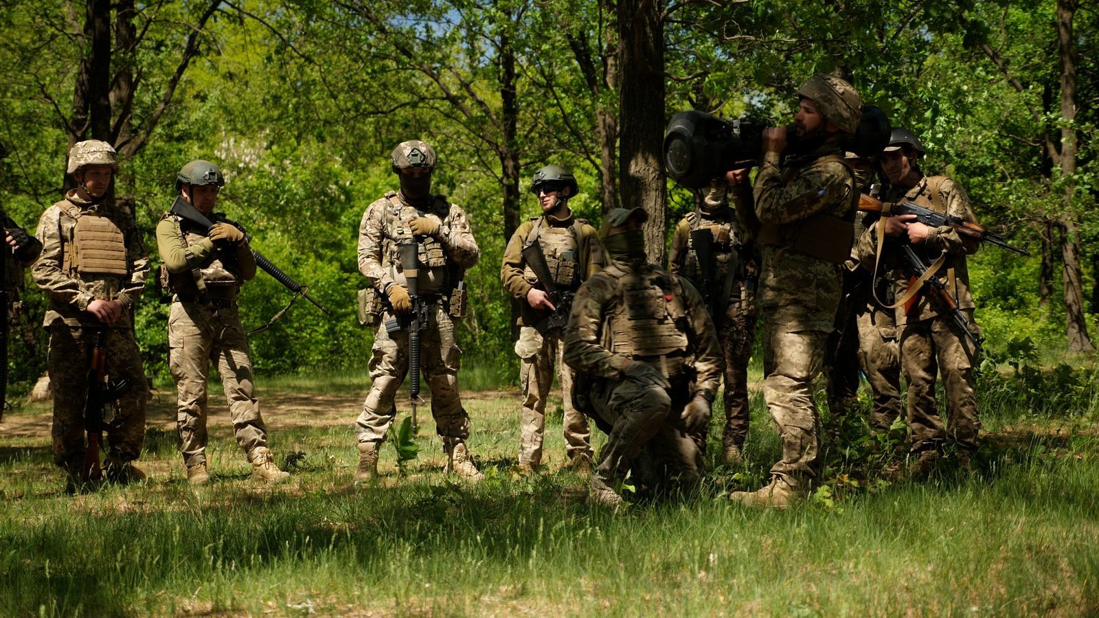 РФ производит артиллерийские снаряды втрое быстрее и в четыре раза дешевле, чем союзники Украины - Sky News 1