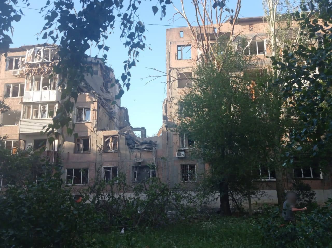 Разрушенный дом в Торецке Разрушенный дом в Торецке