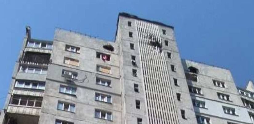 Будинок у Харкові на Салтівці - вул. Наталії Ужвій, 80 Будинок у Харкові на Салтівці - вул. Наталії Ужвій, 80