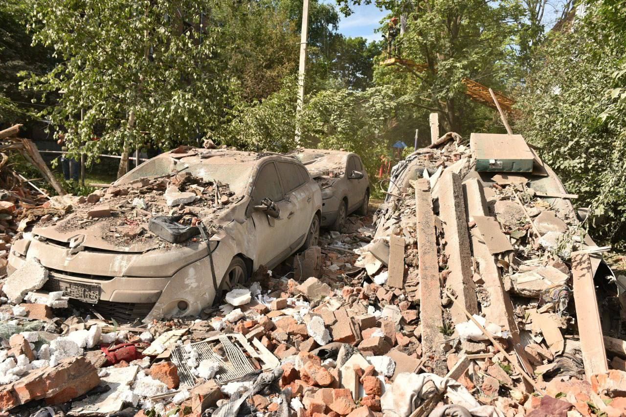 Удар по п'ятиповерхівці в Харкові: кількість жертв ракетного обстрілу зросла до п'яти 3