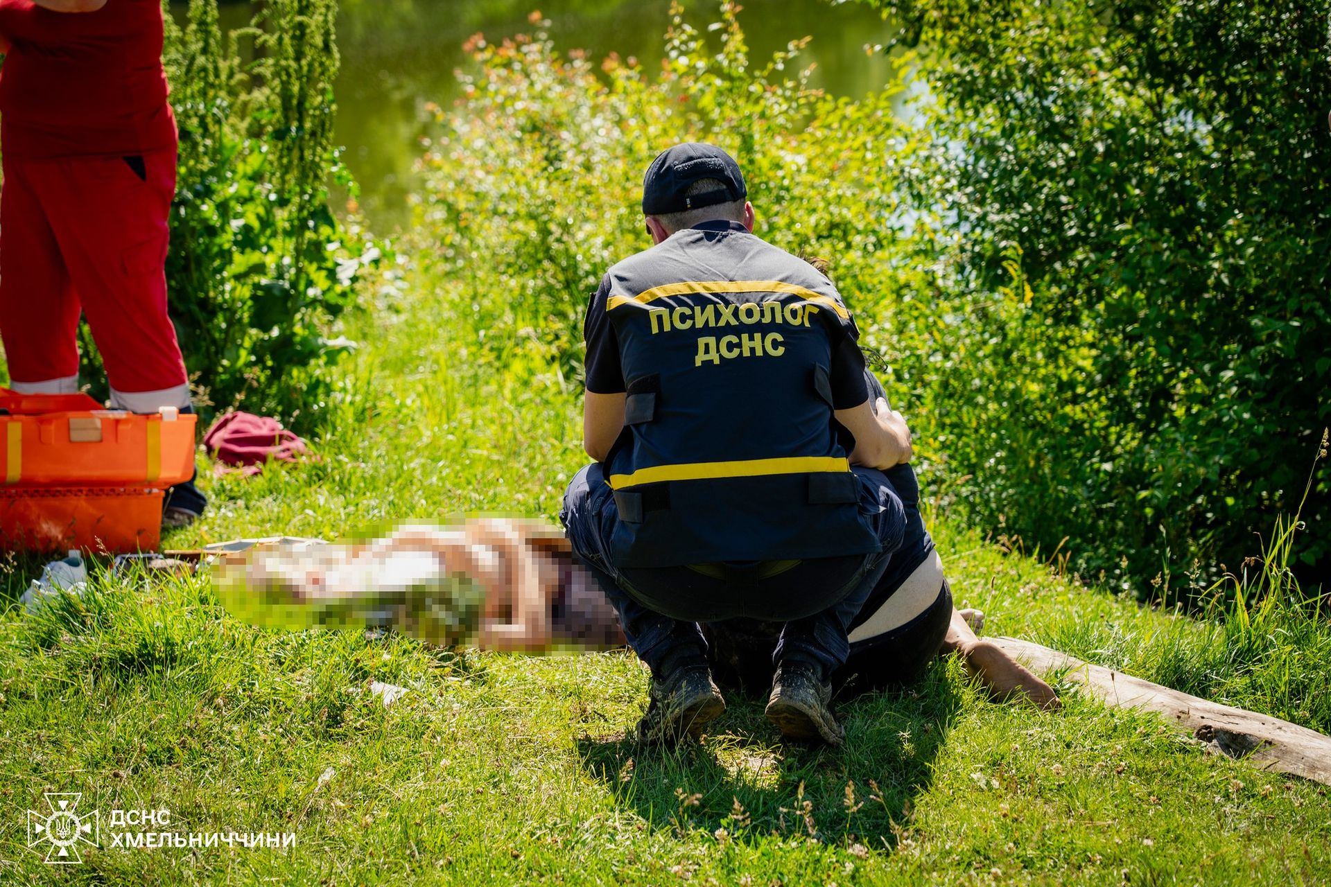 Трагедия в Хмельнитчине: в озере утонули двое подростков 3