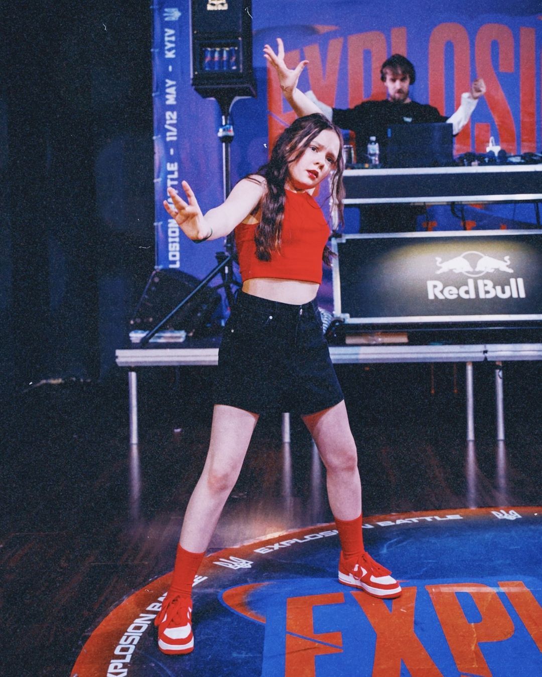 Александра говорит, что танцы - это его жизнь