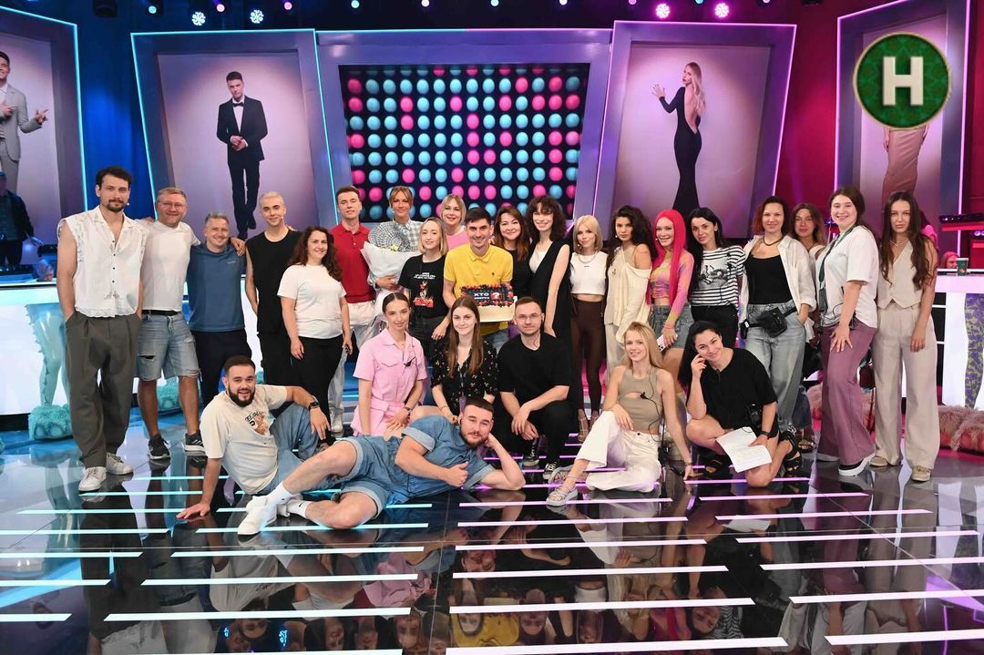 Команда проєкту "Хто зверху?". Фото: Instagram/novy_channel Команда проєкту "Хто зверху?". Фото: Instagram/novy_channel