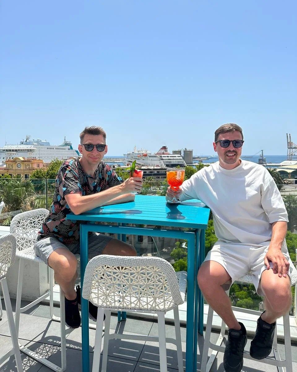 В'ячеслав Соломка з другом за кордоном. Фото: Instagram/v_solomka В'ячеслав Соломка з другом за кордоном. Фото: Instagram/v_solomka