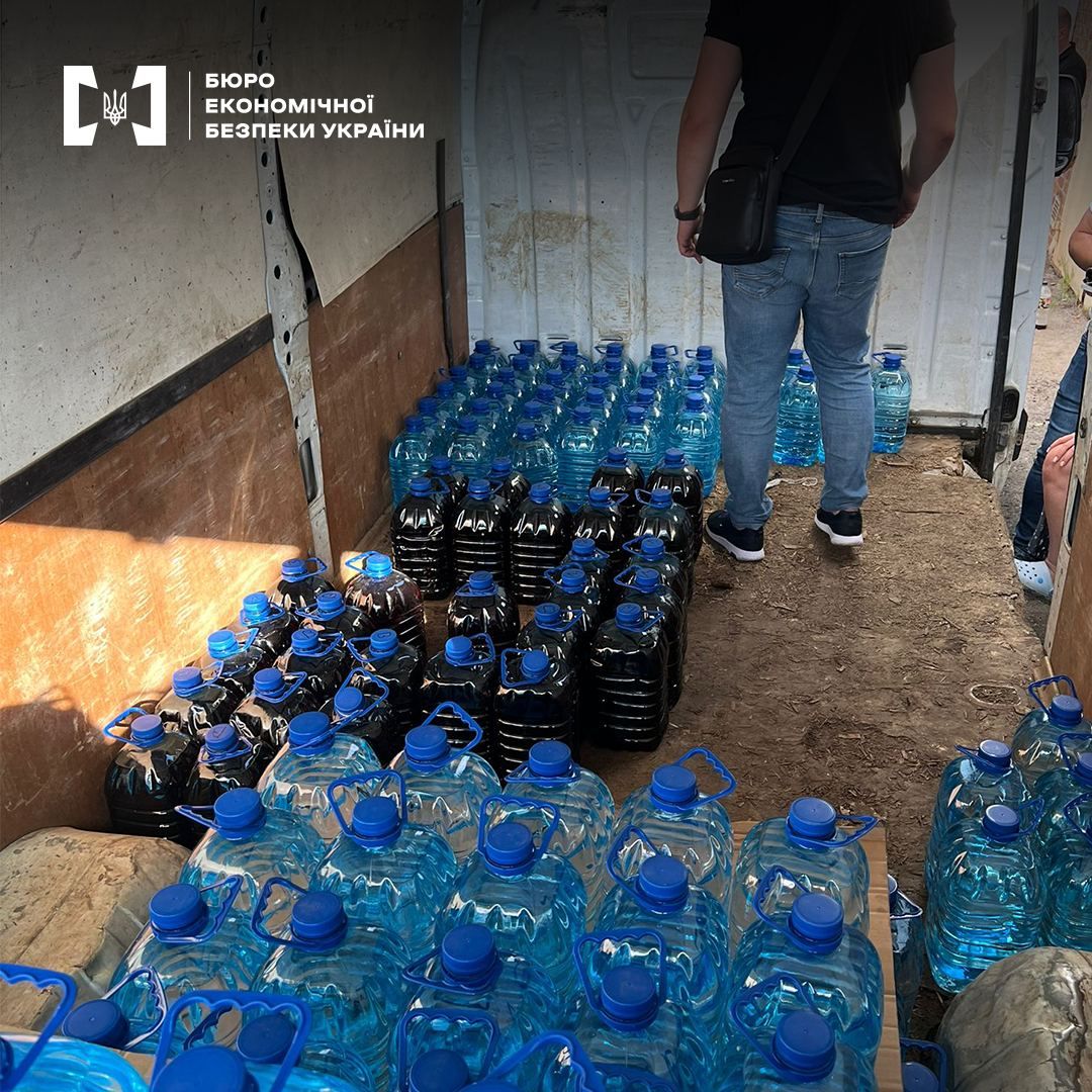 Вилучений "алкоголь" Вилучений "алкоголь"