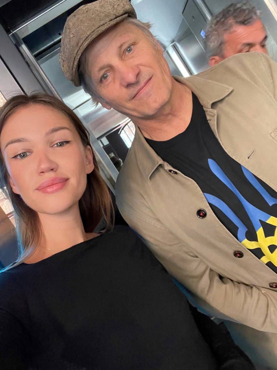 Вігго Мортенсен та дочка Богдана Ластівки Вігго Мортенсен та дочка Богдана Ластівки