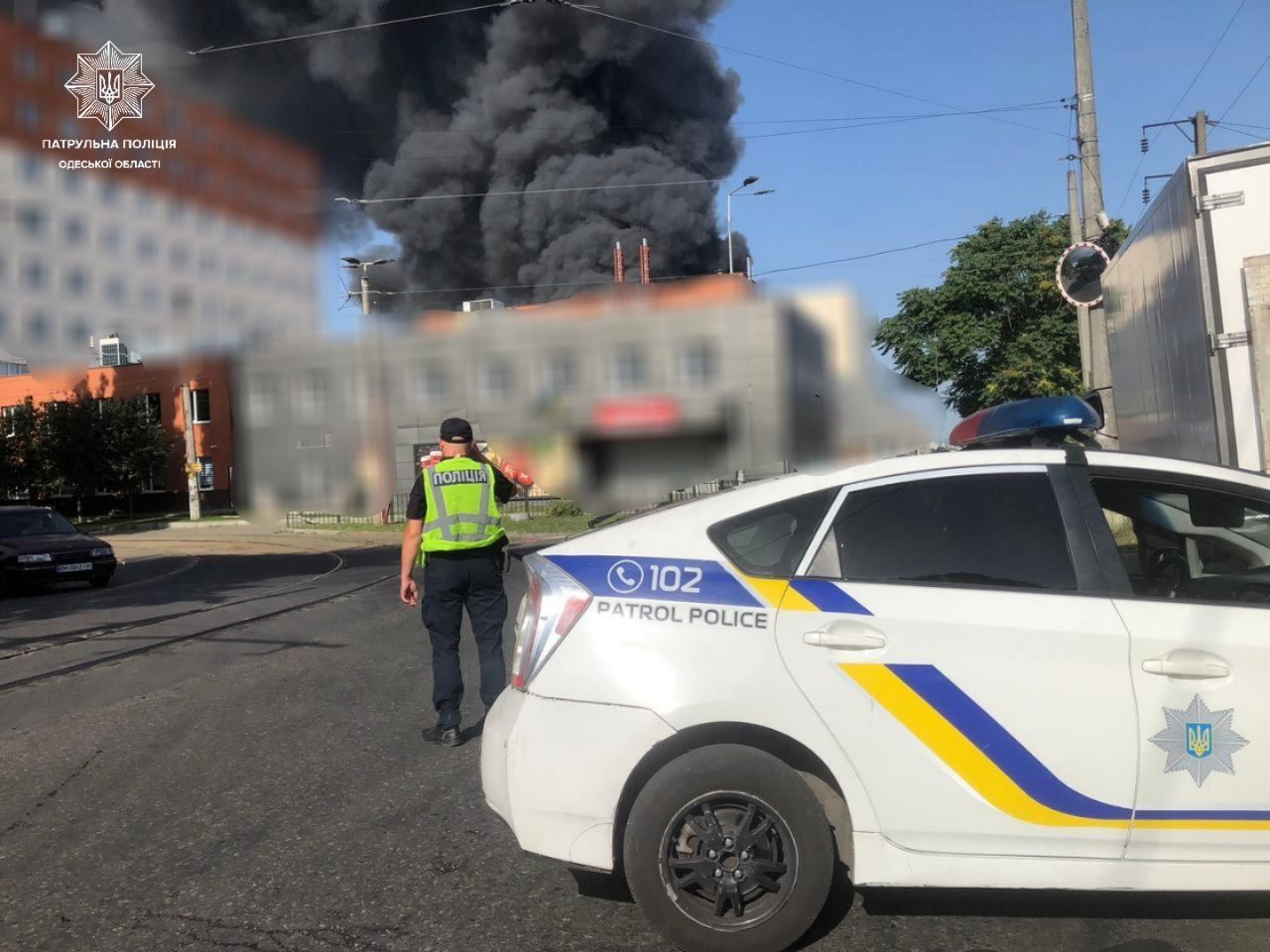 Зранку РФ обстріляла Одесу: є влучання, над містом підіймається стовп чорного диму - відео та фото 2