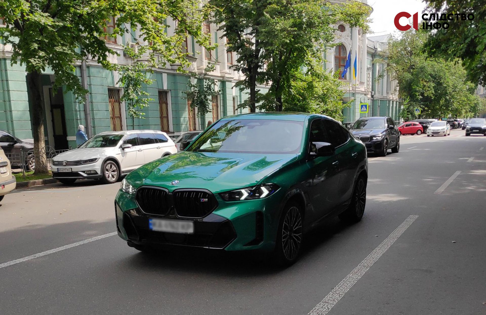 Авто Зеленського. Фото: Слідство. Інфо Авто Зеленського. Фото: Слідство. Інфо