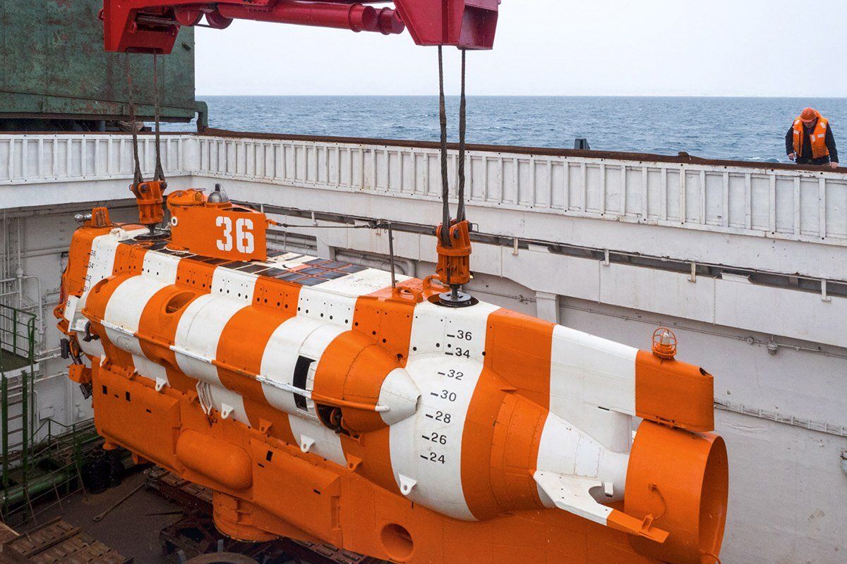 Росіяни провалили випробування глибоководного апарата АС-36 у водах Норвезького моря Росіяни провалили випробування глибоководного апарата АС-36 у водах Норвезького моря