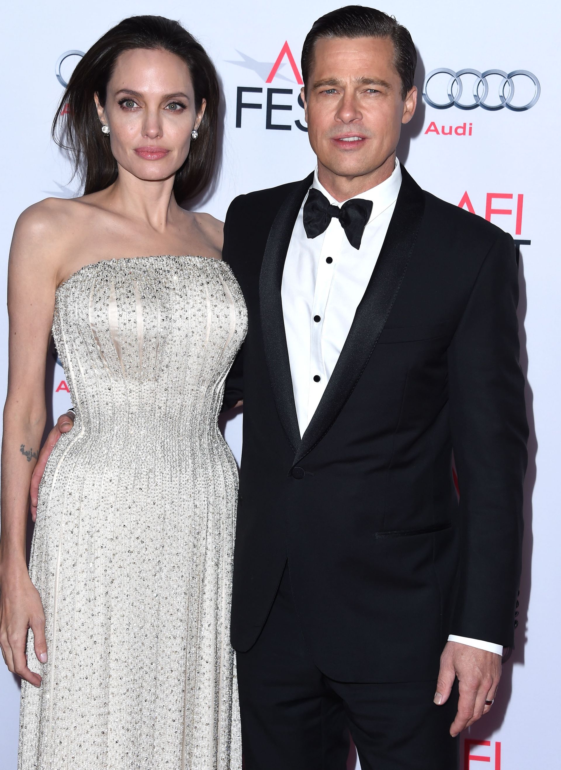 Джоли и Питт. Фото: Getty Images Джоли и Питт. Фото: Getty Images