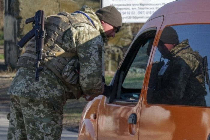 Представители ТЦК нет права проверять документы у гражданских и военнообязанных без полицейских Представители ТЦК нет права проверять документы у гражданских и военнообязанных без полицейских