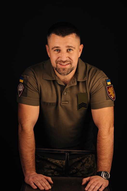 Ветеран и телеведущий Александр Швачка дал советы, как вести себя, когда встречаешь бойца Ветеран и телеведущий Александр Швачка дал советы, как вести себя, когда встречаешь бойца
