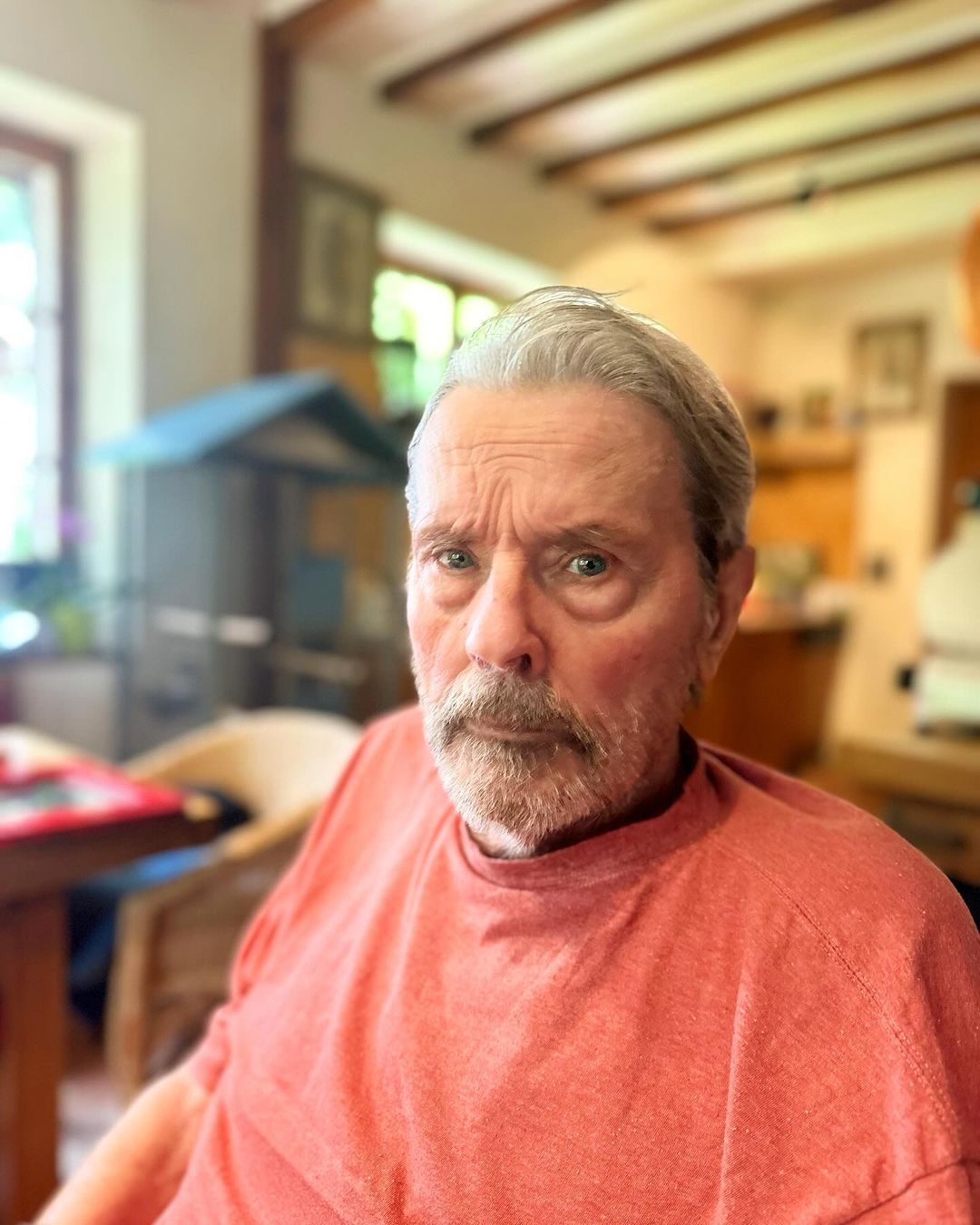 Як гарне вино. Фото: Instagram/anouchkadelon Як гарне вино. Фото: Instagram/anouchkadelon