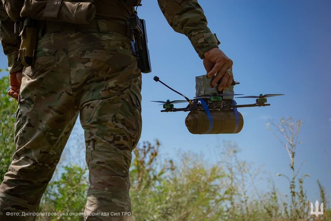 FPV-дрон в Силах обороны Украины. Фото: Днепропетровская бригада ТрО FPV-дрон в Силах обороны Украины. Фото: Днепропетровская бригада ТрО