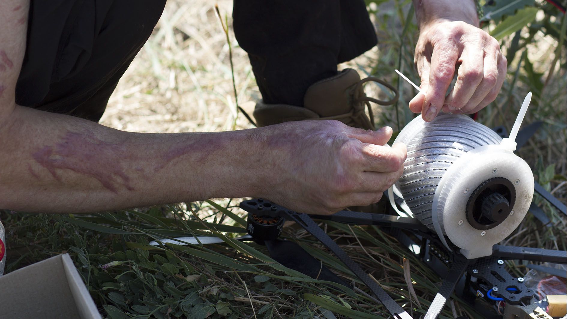 Кріплення боєприпасу до FPV дрона