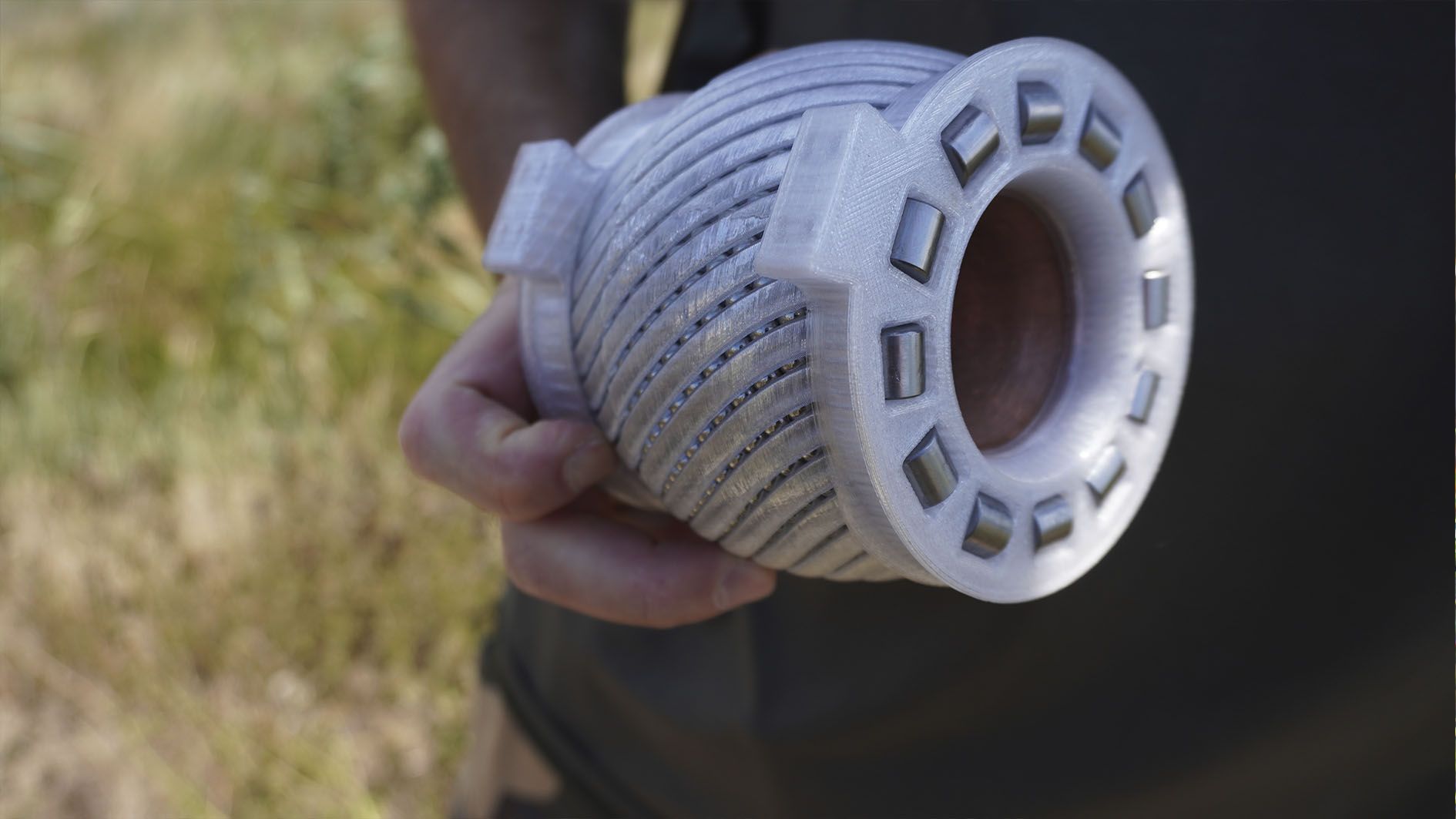 Осколково-кумулятивний боєприпас особливо небезпечний для росіян, що пересуваються на броні Осколково-кумулятивний боєприпас особливо небезпечний для росіян, що пересуваються на броні