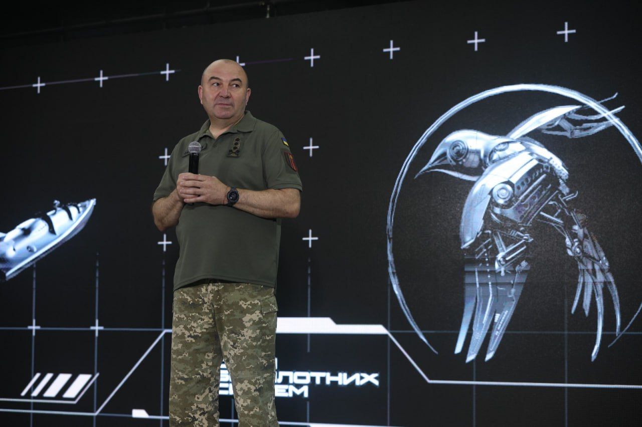 Иван Гаврилюк представляет новый род войск Иван Гаврилюк представляет новый род войск
