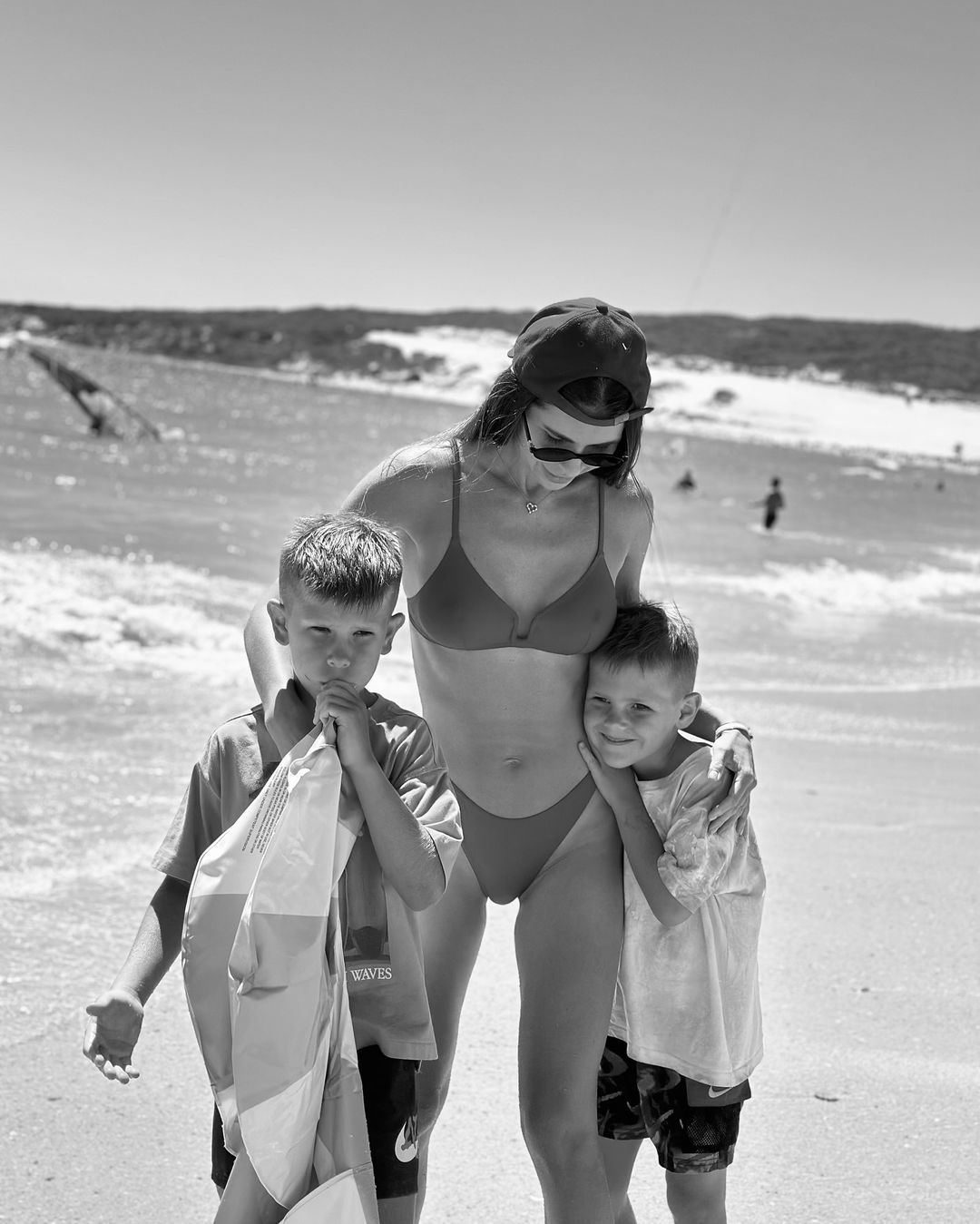 Дружина Реброва з їхніми синами Дружина Реброва з їхніми синами