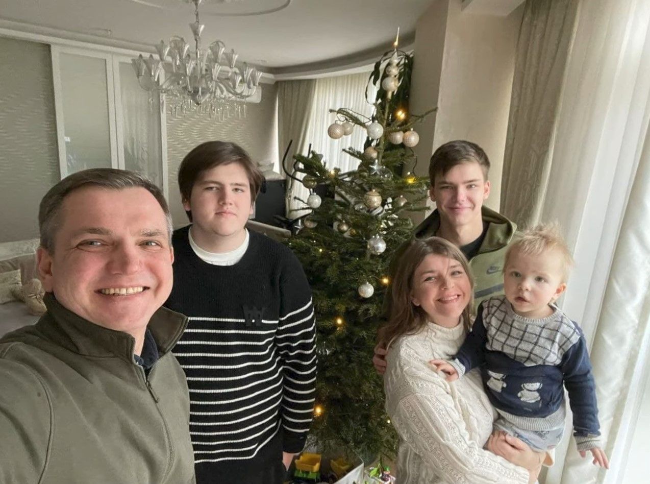 Юрій Павленко пішов воювати разом із старшим сином Юрій Павленко пішов воювати разом із старшим сином