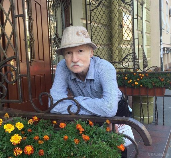 Батько навичв Бурмаку битися і їй це знадобилося Батько навичв Бурмаку битися і їй це знадобилося