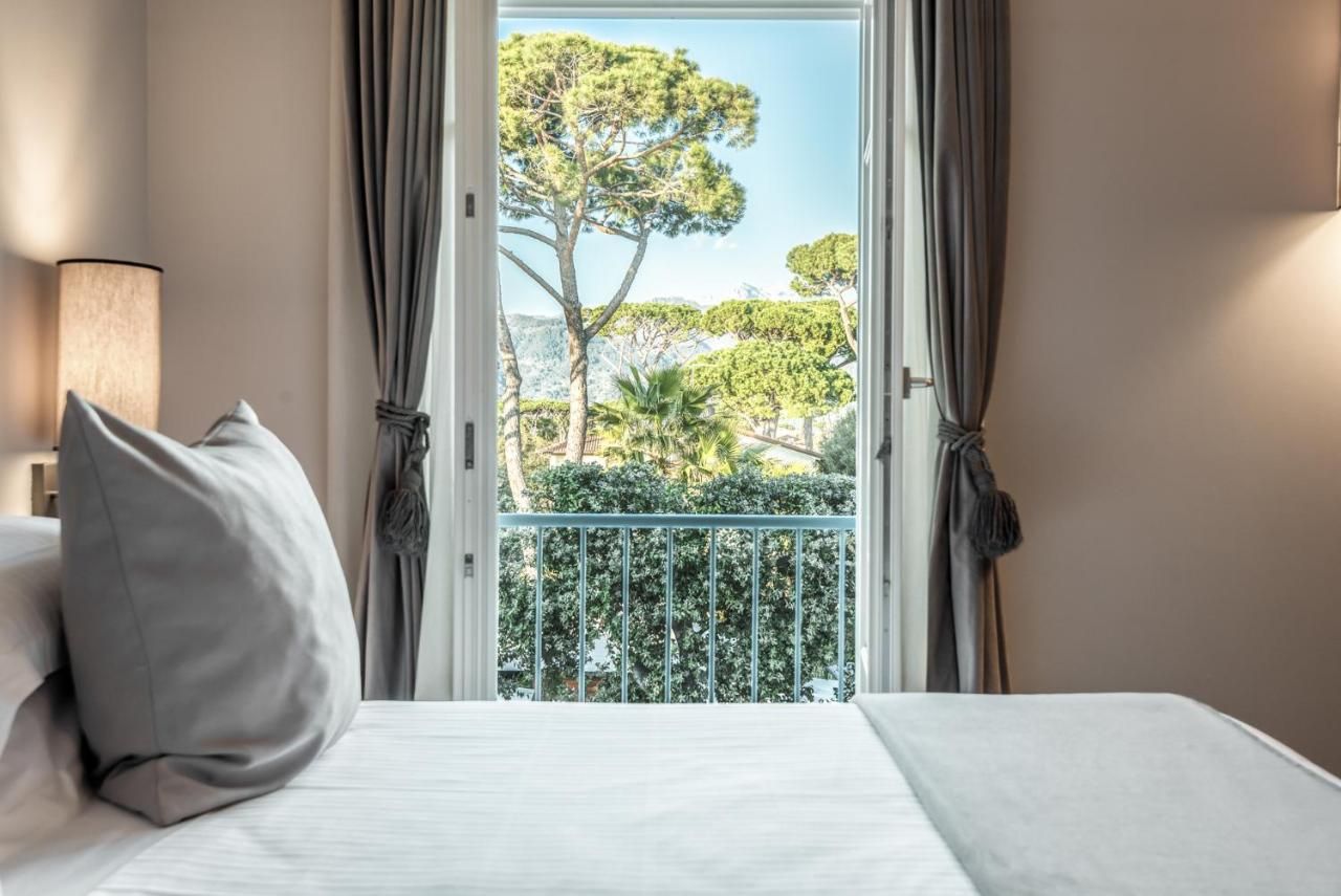 Здесь можно арендовать апартаменты с видом на море или на сад