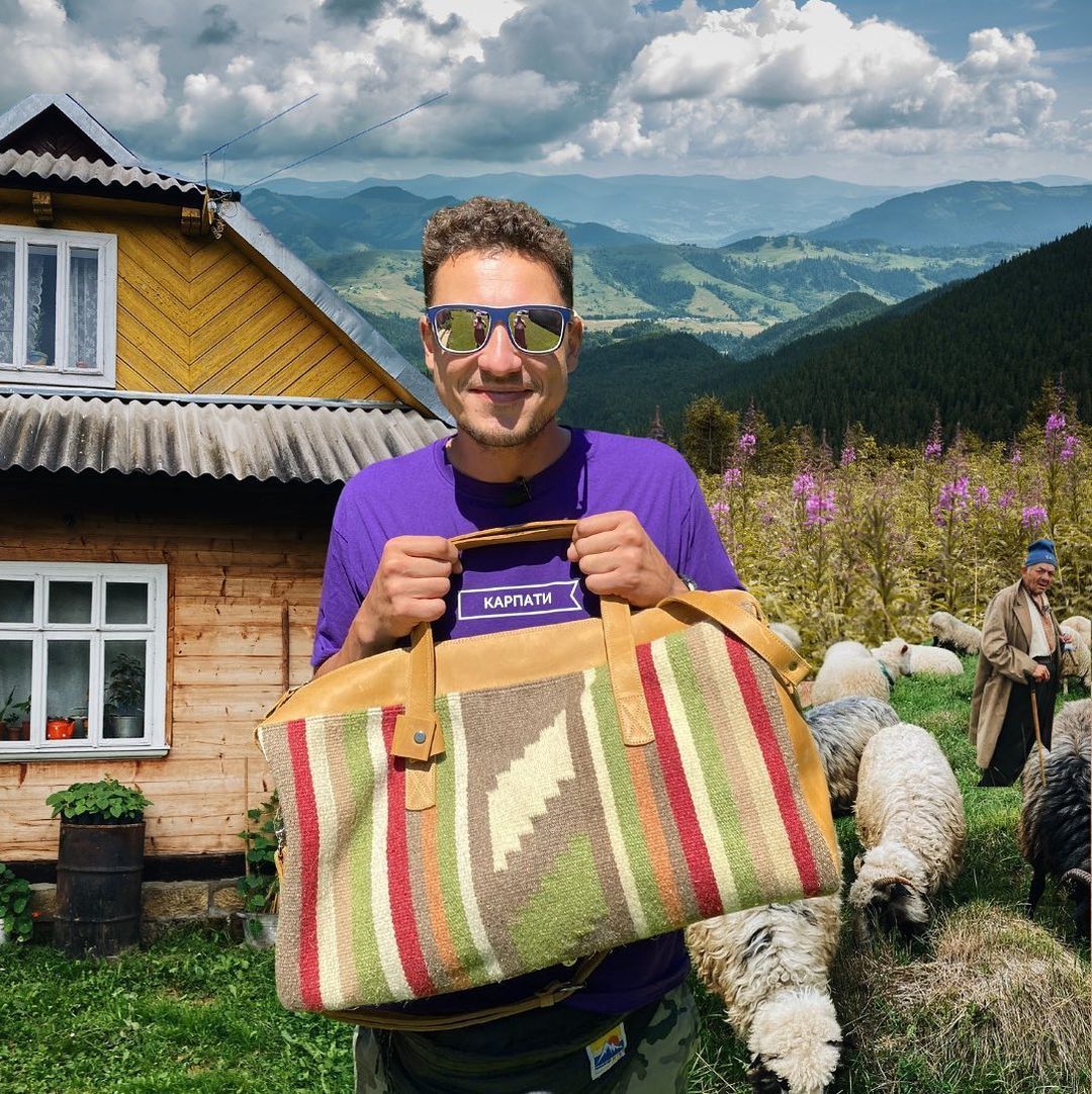 Если раньше все ходили в футболках с надписью  Ведущий Евгений Синельников: Бочки для виски заказывают в Украине, ставят клеймо и продают втрое дороже 1