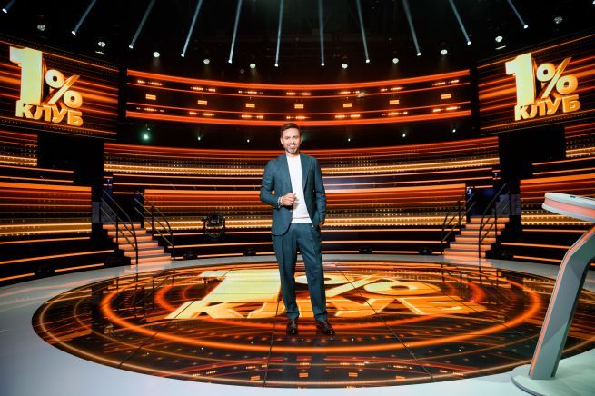 Тимур Мирошниченко в павильоне шоу "Клуб 1%" Тимур Мирошниченко в павильоне шоу "Клуб 1%"