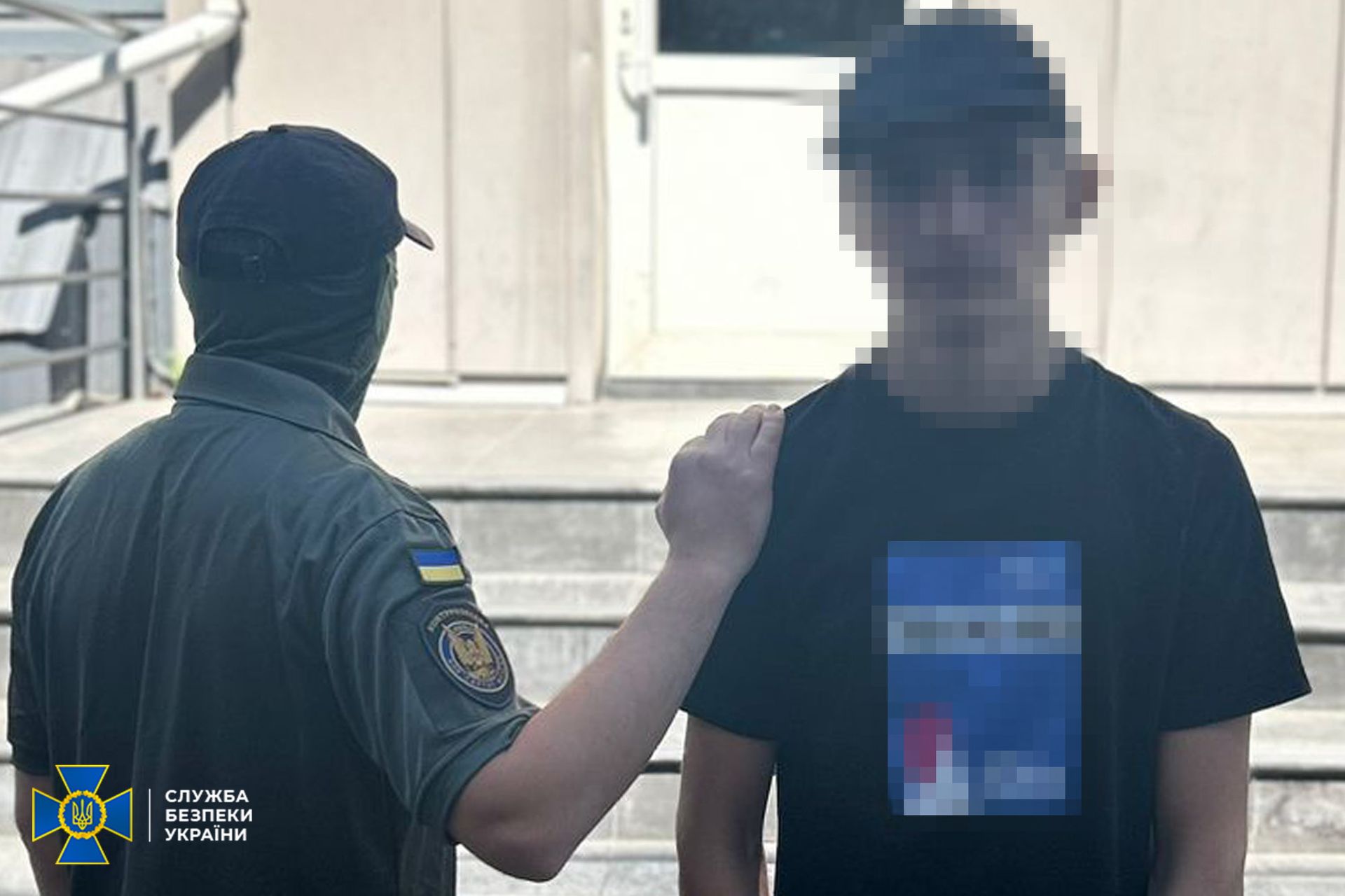 СБУ та Нацполіція затримали шістьох українців, які підпалювали пікапи ЗСУ: серед них четверо неповінолітніх 1