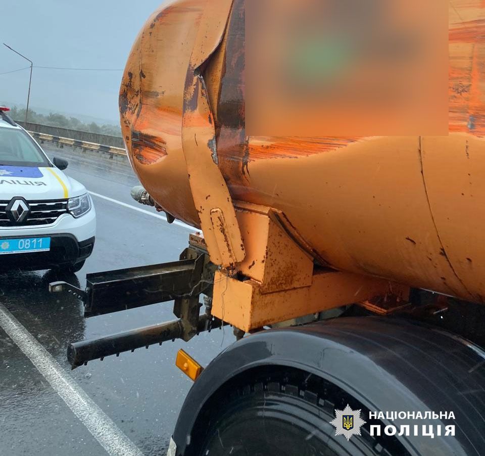 \Содержание алкоголя в крови священника в десять раз превышало допустимую норму. Фото - Нацполиция Черновицкой области